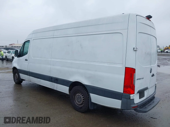 2020 Mercedes-Benz Sprinter Cargo with VIN W1W4ECHY2LT042904, listed as a IAAI auction lot 41567553 with 218,889 mi miles and . Bid and sale history available at carsss.com. Image 3.