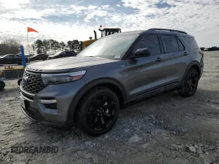 2024 Ford Explorer ST-Line with VIN 1FMSK7KH4RGA10464, listed as a Copart auction lot 43239635 with 4,786 mi miles and Salvage Title. Bid and sale history available at carsss.com. Image 1.