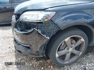 2014 Audi Q7 3.0T Premium with VIN WA1CGAFE2ED010007, listed as a IAAI auction lot 41751305 with 120,524 mi miles. Bid and sale history available at carsss.com. Image 12.