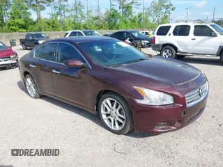 2014 Nissan Maxima 3.5 S with VIN 1N4AA5AP1EC465683, listed as a IAAI auction lot 41981572 with 199,368 mi miles. Bid and sale history available at carsss.com. Image 1.