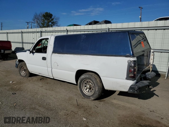 2004 Chevrolet Silverado 1500 Work Truck with VIN 1GCEC14V74Z320250, listed as a Copart auction lot 88318985 with 280,638 mi miles and Salvage Title. Bid and sale history available at carsss.com. Image 2.