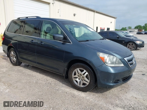 2006 Honda Odyssey EX with VIN 5FNRL384X6B401671, listed as a IAAI auction lot 42081914 with 229,219 mi miles. Bid and sale history available at carsss.com. Image 1.