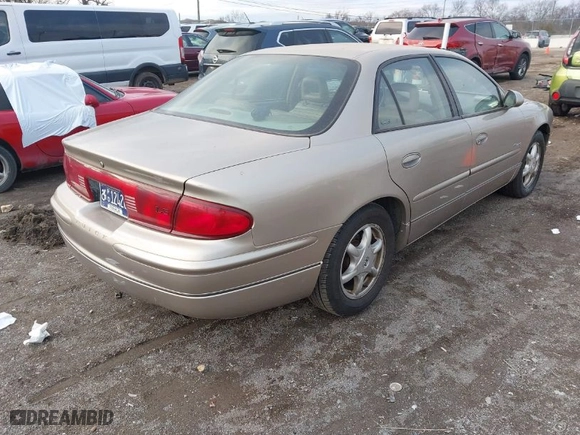 2001 Buick Regal LS with VIN 2G4WB55K711154587, listed as a IAAI auction lot 41532180 with 1 mi miles. Bid and sale history available at carsss.com. Image 4.