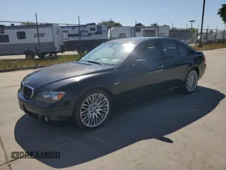 2007 BMW 7 Series 750i z VIN WBAHL83547DT09809, wystawiony jako Copart lot #54817145 z przebiegiem 209 806 mil mil oraz Szkoda całkowita • Salvage title. Historia ofert i sprzedaży dostępna na DreamBid. Obrazek 1.