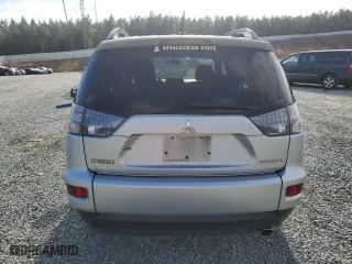 2010 Mitsubishi Outlander SE with VIN JA4AS3AW6AZ002930, listed as a Copart auction lot 85634404 with 157,321 mi miles and Salvage Title. Bid and sale history available at carsss.com. Image 6.