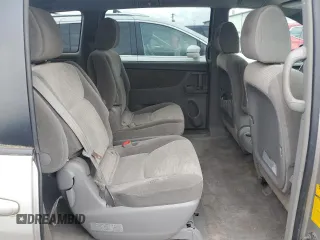 2010 Toyota Sienna CE with VIN 5TDKK4CC8AS290986, listed as a Copart auction lot 56163465 with 161,061 mi miles and Clean Title. Bid and sale history available at DreamBid. Image 11.