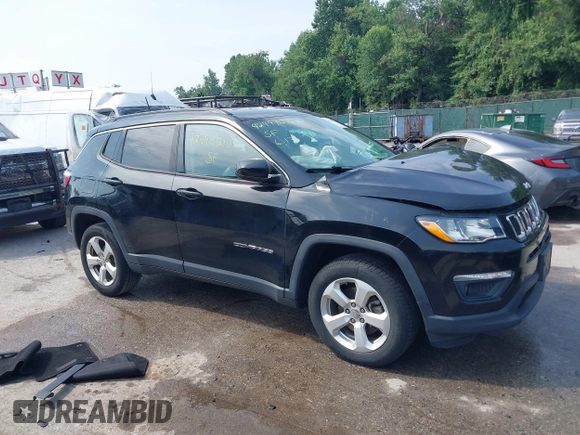 2018 Jeep Compass Latitude with VIN 3C4NJDBB2JT114644, listed as a IAAI auction lot 42499210 with 82,988 mi miles and . Bid and sale history available at DreamBid. Image 14.