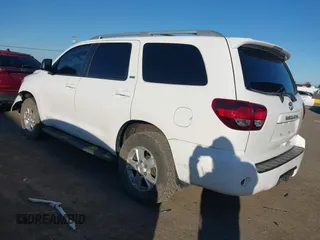 2018 Toyota Sequoia SR5 with VIN 5TDBY5G1XJS156509, listed as a IAAI auction lot 41723819 with 54,261 mi miles. Bid and sale history available at carsss.com. Image 3.