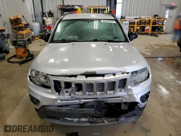 2011 Jeep Compass with VIN 1J4NT1FB0BD245673, listed as a Copart auction lot 82597074 with 207,695 mi miles and Clean Title. Bid and sale history available at carsss.com. Image 5.