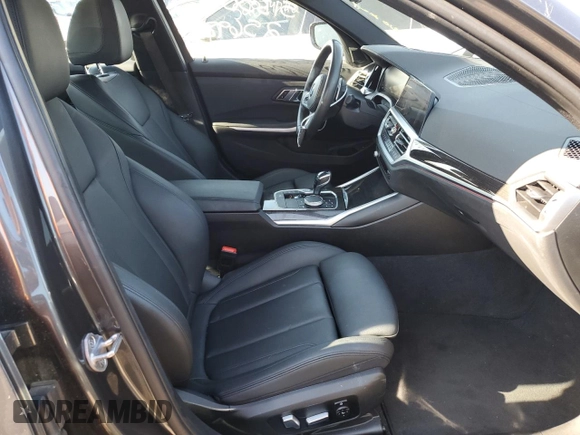 2020 BMW 3 Series 330i xDrive with VIN WBA5R7C05LFH46655, listed as a Copart auction lot 51350962 with 25,698 mi miles and . Bid and sale history available at DreamBid. Image 5.