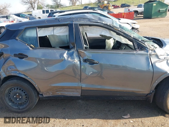 2022 Nissan Kicks S z VIN 3N1CP5BV2NL498598, wystawiony jako IAAI lot #42085165 z przebiegiem 49 872 mil mil oraz . Historia ofert i sprzedaży dostępna na DreamBid. Obrazek 13.