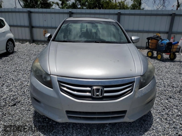 2011 Honda Accord EX-L z VIN 1HGCP3F84BA018491, wystawiony jako Copart lot #60306505 z przebiegiem 125 807 mil mil oraz Czysty tytuł • Clean title. Historia ofert i sprzedaży dostępna na DreamBid. Obrazek 5.