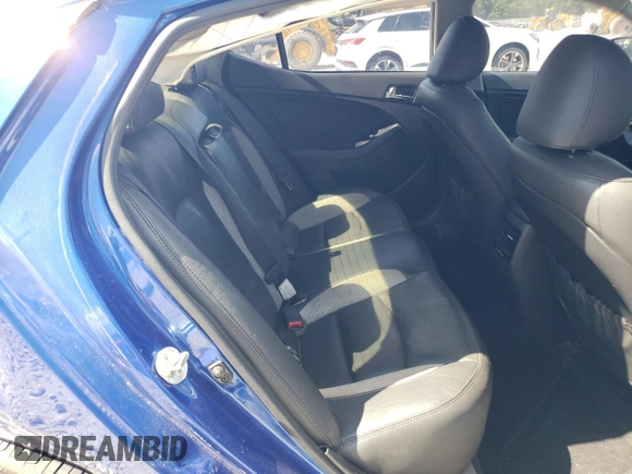2013 Kia Optima SX z VIN 5XXGR4A63DG181193, wystawiony jako Copart lot #57774095 z przebiegiem 84 916 mil mil oraz Szkoda całkowita • Salvage title. Historia ofert i sprzedaży dostępna na DreamBid. Obrazek 10.