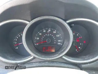 2011 Kia Sorento LX with VIN 5XYKT3A19BG172193, listed as a IAAI auction lot 41742744 with 143,740 mi miles. Bid and sale history available at carsss.com. Image 7.