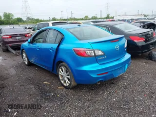 2010 Mazda 3 S Grand Touring with VIN JM1BL1S65A1260333, listed as a IAAI auction lot 42206075 with 175,564 mi miles and . Bid and sale history available at carsss.com. Image 3.