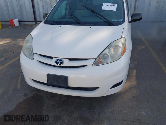 2007 Toyota Sienna CE with VIN 5TDZK23C07S011753, listed as a IAAI auction lot 42120691 with 225,602 mi miles. Bid and sale history available at carsss.com. Image 6.