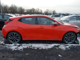2019 Hyundai Veloster 2.0 with VIN KMHTG6AF6KU005046, listed as a IAAI auction lot 41073491 with 31,490 mi miles. Bid and sale history available at carsss.com. Image 13.