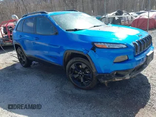 2018 Jeep Cherokee Latitude with VIN 1C4PJMCB5JD592960, listed as a IAAI auction lot 41599164 with 155,038 mi miles and . Bid and sale history available at DreamBid. Image 1.