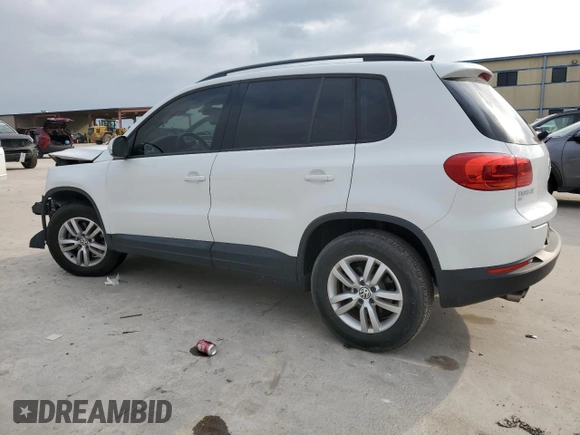2017 Volkswagen Tiguan S z VIN WVGAV7AX3HK015484, wystawiony jako Copart lot #54958235 z przebiegiem 56 100 mil mil oraz Szkoda całkowita • Salvage title. Historia ofert i sprzedaży dostępna na DreamBid. Obrazek 2.