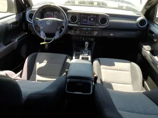 2022 Toyota Tacoma SR z VIN 3TMCZ5AN5NM506941, wystawiony jako Copart lot #52349755 z przebiegiem 46 013 mil mil oraz Szkoda całkowita • Salvage title. Historia ofert i sprzedaży dostępna na DreamBid. Obrazek 8.