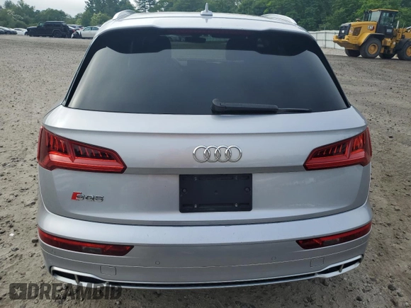 2018 Audi SQ5 Premium Plus z VIN WA1A4AFY6J2103466, wystawiony jako Copart lot #61204895 z przebiegiem 91 712 mil mil oraz Szkoda całkowita • Salvage title. Historia ofert i sprzedaży dostępna na DreamBid. Obrazek 6.