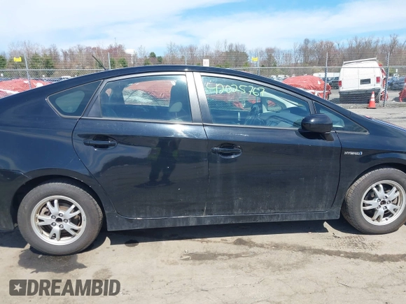 2011 Toyota Prius I z VIN JTDKN3DU7B0292676, wystawiony jako IAAI lot #42025767 z przebiegiem 159 695 mil mil oraz . Historia ofert i sprzedaży dostępna na DreamBid. Obrazek 13.