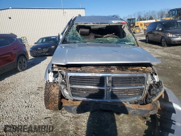 2008 Dodge Durango SLT z VIN 1D8HB48N18F123921, wystawiony jako Copart lot #41558585 z przebiegiem Nie podano mil oraz Szkoda całkowita • Salvage title. Historia ofert i sprzedaży dostępna na DreamBid. Obrazek 5.