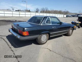 1988 Mercedes-Benz 560 Series 560SL with VIN WDBBA48D0JA085307, listed as a Copart auction lot 51533115 with 83,302 mi miles and Salvage Title. Bid and sale history available at carsss.com. Image 3.