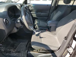 2014 Jeep Patriot Altitude with VIN 1C4NJPBA0ED552471, listed as a Copart auction lot 68927804 with 161,570 mi miles and Salvage Title. Bid and sale history available at DreamBid. Image 7.