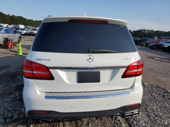 2017 Mercedes-Benz GLS 63 AMG z VIN 4JGDF7FE6HA851880, wystawiony jako Copart lot #54667095 z przebiegiem 78 661 mil mil oraz Szkoda całkowita • Salvage title. Historia ofert i sprzedaży dostępna na DreamBid. Obrazek 6.