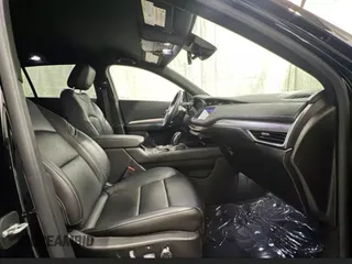 2019 Cadillac XT4 FWD Premium Luxury with VIN 1GYFZCR45KF142250, listed as a Copart auction lot 63934705 with 92,410 mi miles and Clean title. Bid and sale history available at DreamBid. Image 5.