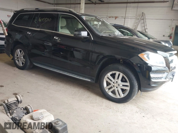 2015 Mercedes-Benz GL-Class GL 350 BlueTEC with VIN 4JGDF2EE9FA534113, listed as a IAAI auction lot 41955010 with 152,064 mi miles. Bid and sale history available at carsss.com. Image 1.