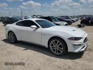 2021 Ford Mustang GT z VIN 1FA6P8CF2M5117291, wystawiony jako Copart lot #56486855 z przebiegiem 31 183 mil mil oraz Szkody całkowita. Historia ofert i sprzedaży dostępna na DreamBid. Obrazek 4.