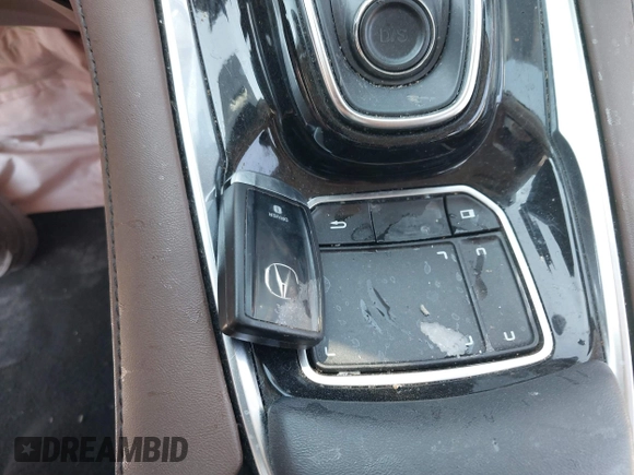 2019 Acura RDX Technology with VIN 5J8TC2H56KL028081, listed as a IAAI auction lot 40042142 with 76,899 mi miles and . Bid and sale history available at DreamBid. Image 11.