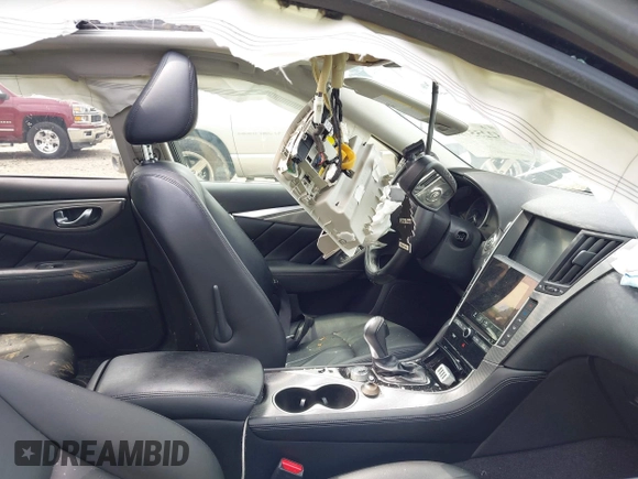 2017 Infiniti Q50 Premium with VIN JN1EV7AR6HM837923, listed as a IAAI auction lot 42255798 with 90,371 mi miles and . Bid and sale history available at DreamBid. Image 5.