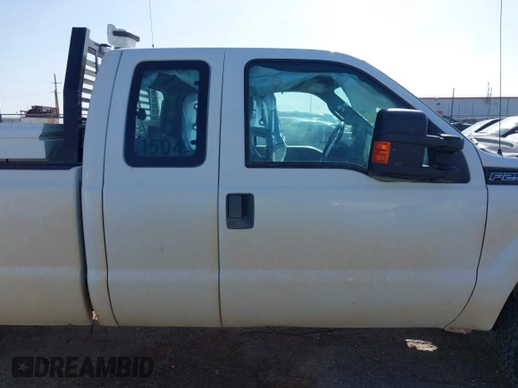 2015 Ford F-250 XLT с VIN 1FT7X2B62FEC35521, выставлен на аукционе IAAI как лот 42062782 с пробегом Не указан миль и . История ставок и продаж доступна на DreamBid. Изображение 12.