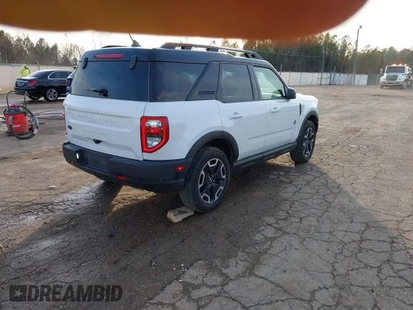 2022 Ford Bronco Sport Outer Banks with VIN 3FMCR9C66NRD62652, listed as a IAAI auction lot 41454927 with 28,877 mi miles and . Bid and sale history available at DreamBid. Image 4.