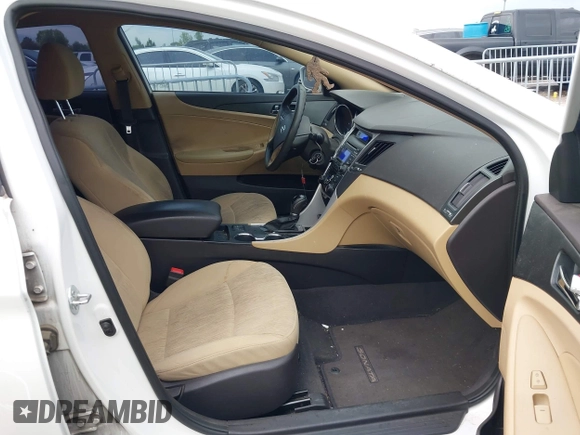 2013 Hyundai Sonata GLS with VIN 5NPEB4ACXDH725856, listed as a IAAI auction lot 41894412 with 137,855 mi miles and . Bid and sale history available at carsss.com. Image 5.