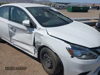 2018 Nissan Sentra S z VIN 3N1AB7AP7JY301247, wystawiony jako IAAI lot #42373195 z przebiegiem 104 270 mil mil oraz . Historia ofert i sprzedaży dostępna na DreamBid. Obrazek 6.