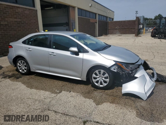 2025 Toyota Corolla LE z VIN 5YFB4MDE6SP261393, wystawiony jako Copart lot #54745915 z przebiegiem 7 080 mil mil oraz Nie do naprawy • Non repairable. Historia ofert i sprzedaży dostępna na DreamBid. Obrazek 4.