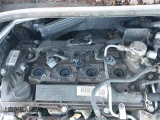 2022 Toyota Corolla Cross LE z VIN 7MUCAABG1NV021010, wystawiony jako IAAI lot #42082415 z przebiegiem 30 395 mil mil oraz . Historia ofert i sprzedaży dostępna na DreamBid. Obrazek 6.
