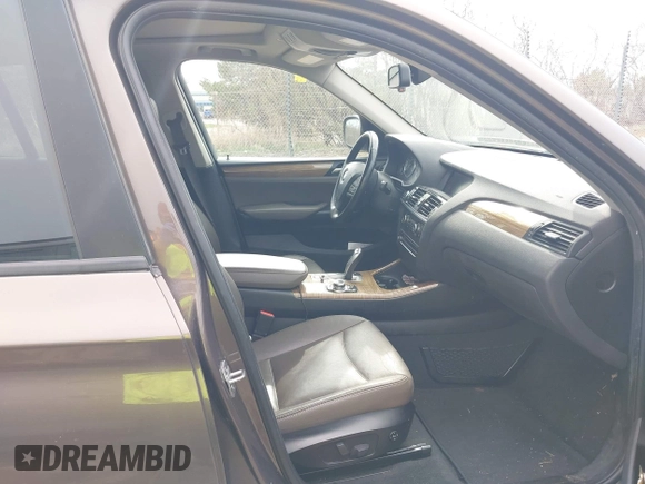 2014 BMW X3 xDrive28i with VIN 5UXWX9C54E0D39435, listed as a IAAI auction lot 42095301 with Not Provided miles and . Bid and sale history available at DreamBid. Image 5.