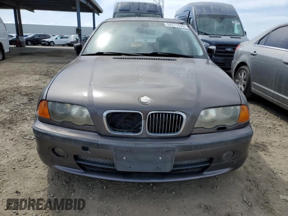 2001 BMW 3 Series 330i with VIN WBAAV53491JS94329, listed as a Copart auction lot 50271435 with 0 mi miles and Salvage Title. Bid and sale history available at carsss.com. Image 5.