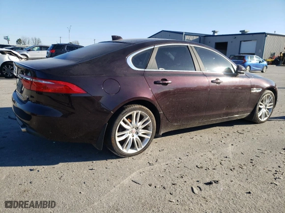 2016 Jaguar XF 35t Prestige with VIN SAJBE4BV2GCY07267, listed as a Copart auction lot 41607585 with 108,309 mi miles and Clean Title. Bid and sale history available at carsss.com. Image 3.