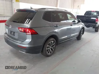 2021 Volkswagen Tiguan S z VIN 3VV1B7AX0MM030915, wystawiony jako IAAI lot #42198262 z przebiegiem 47 500 mil mil oraz . Historia ofert i sprzedaży dostępna na DreamBid. Obrazek 4.