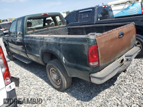 2002 Ford F-250 XL z VIN 1FTNX21F92EA00598, wystawiony jako Copart lot #58231845 z przebiegiem 178 784 mil mil oraz Szkoda całkowita • Salvage title. Historia ofert i sprzedaży dostępna na DreamBid. Obrazek 2.