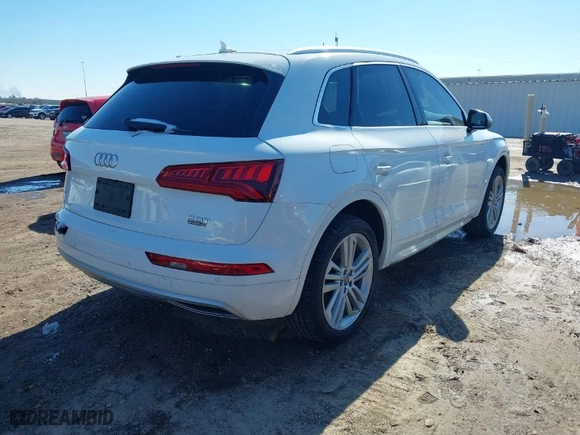 2018 Audi Q5 Premium Plus with VIN WA1BNAFY7J2219681, listed as a IAAI auction lot 41341437 with 67,628 mi miles. Bid and sale history available at carsss.com. Image 4.