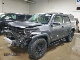 2020 Toyota 4Runner SR5 with VIN JTEBU5JR9L5830759, listed as a Copart auction lot 52169605 with 47,070 mi miles and Salvage title. Bid and sale history available at DreamBid. Image 1.
