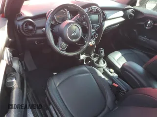 2021 MINI Hardtop Oxford Edition with VIN WMWXR3C09M2N13515, listed as a Copart auction lot 58490325 with 77,064 mi miles and Salvage title. Bid and sale history available at DreamBid. Image 8.