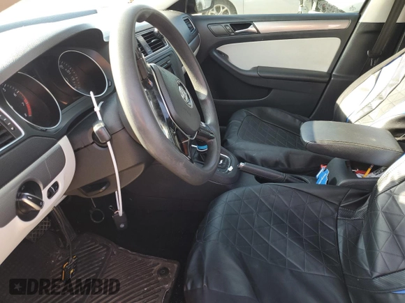 2015 Volkswagen Jetta SE with VIN 3VWD17AJ9FM283810, listed as a Copart auction lot 43255024 with 135,067 mi miles and Salvage title. Bid and sale history available at DreamBid. Image 7.